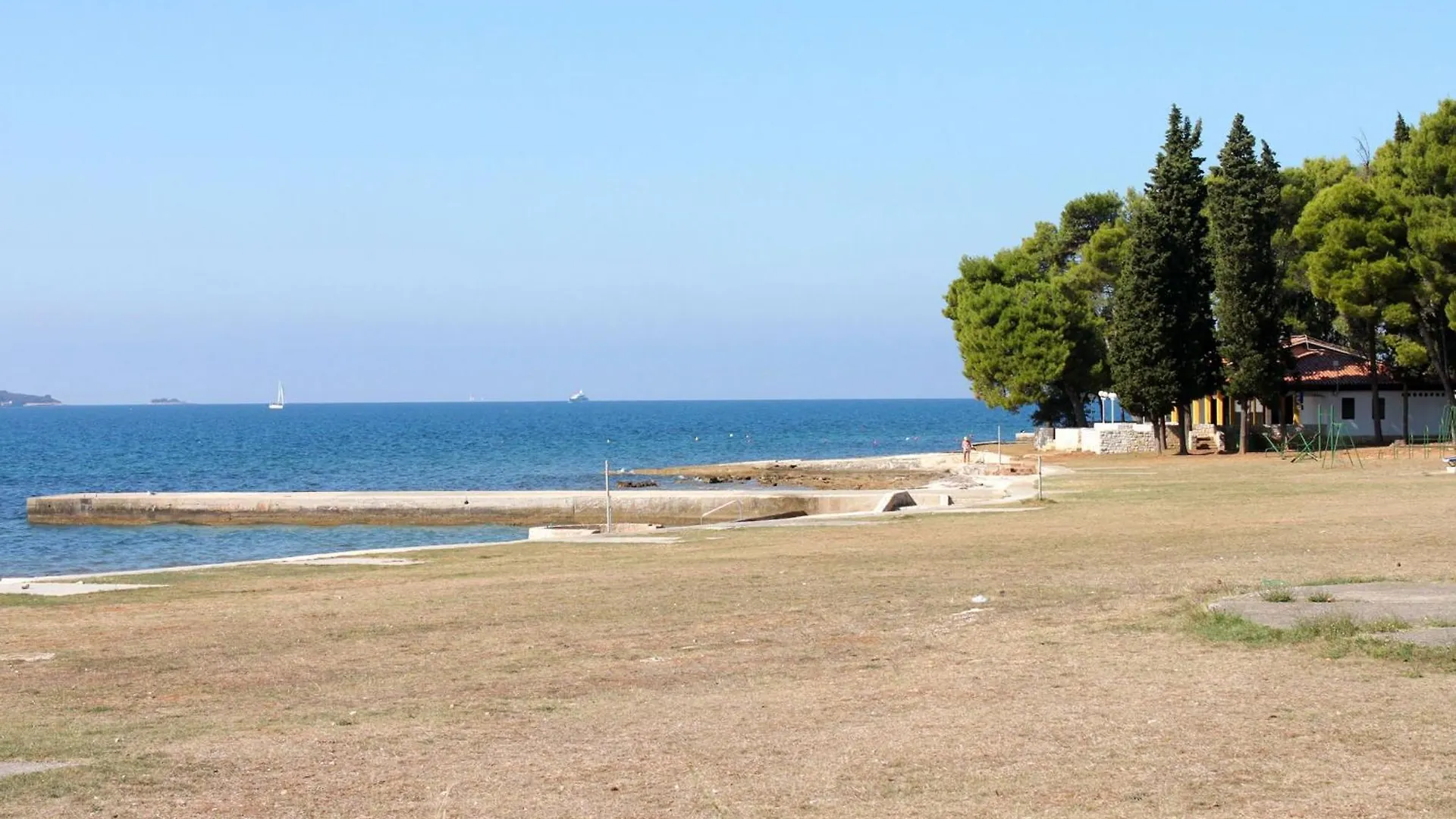 Pensionat Rooms With Wifi Fazana - 22741
