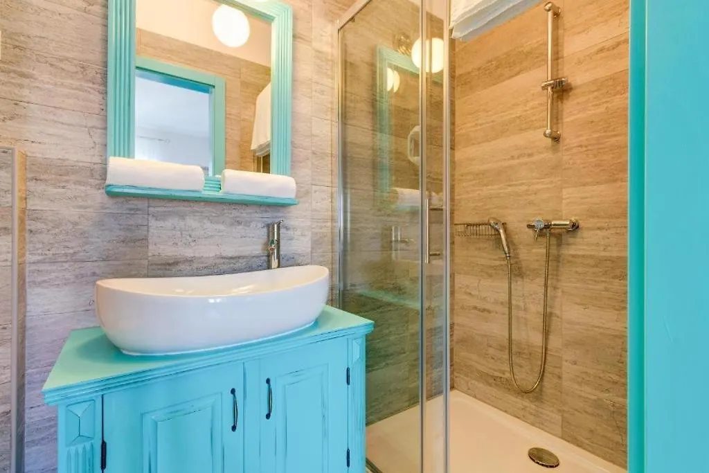 Rooms With Wifi Fazana - 22741 Croatia